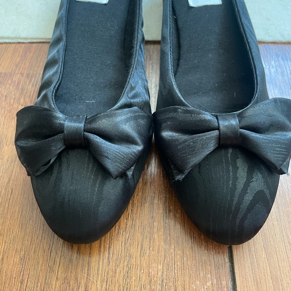 Vintage Natori satin slide mules with animal print and bow accents - Picture 5 of 11